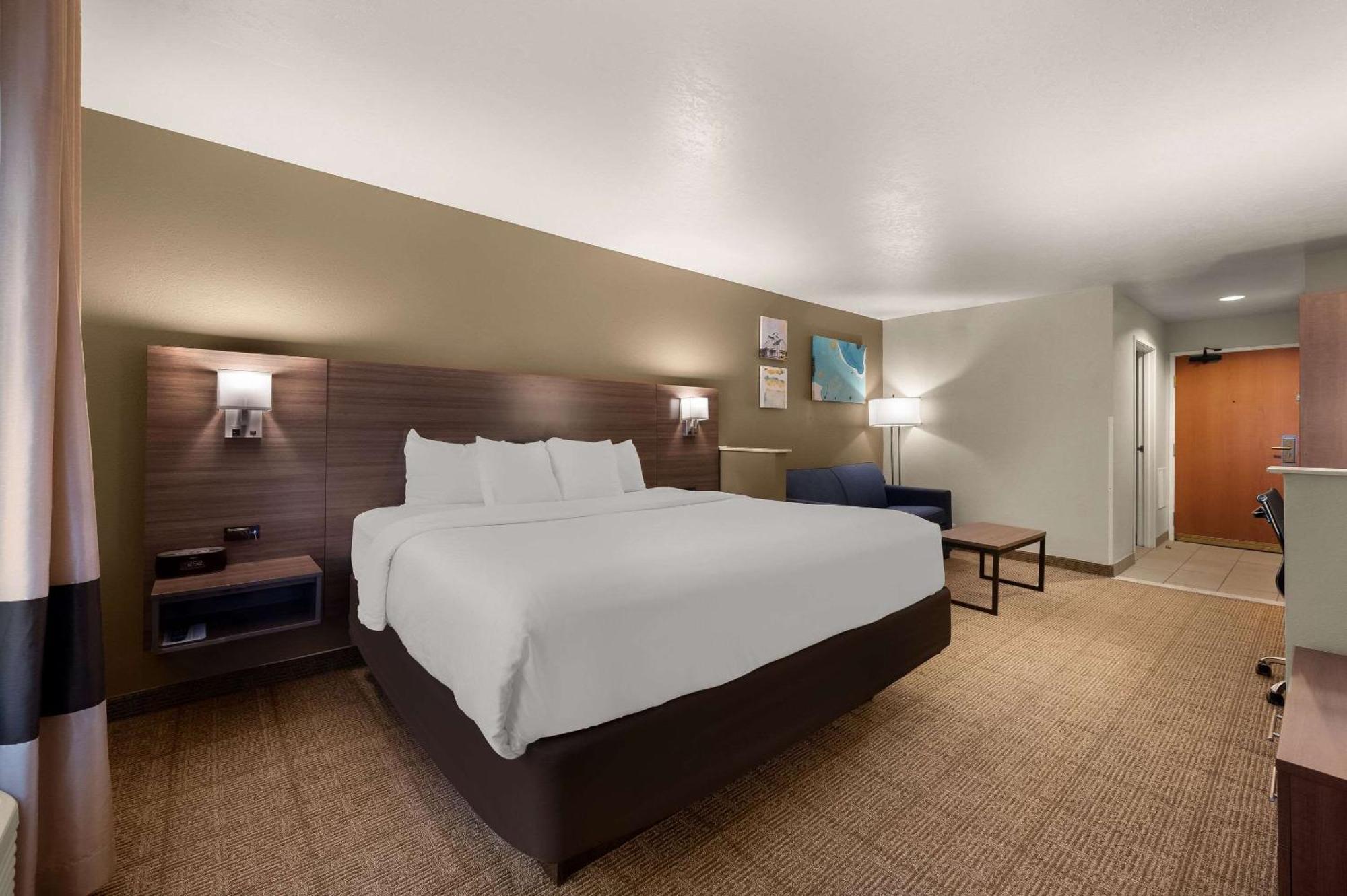 Comfort Inn & Suites Fenton Экстерьер фото