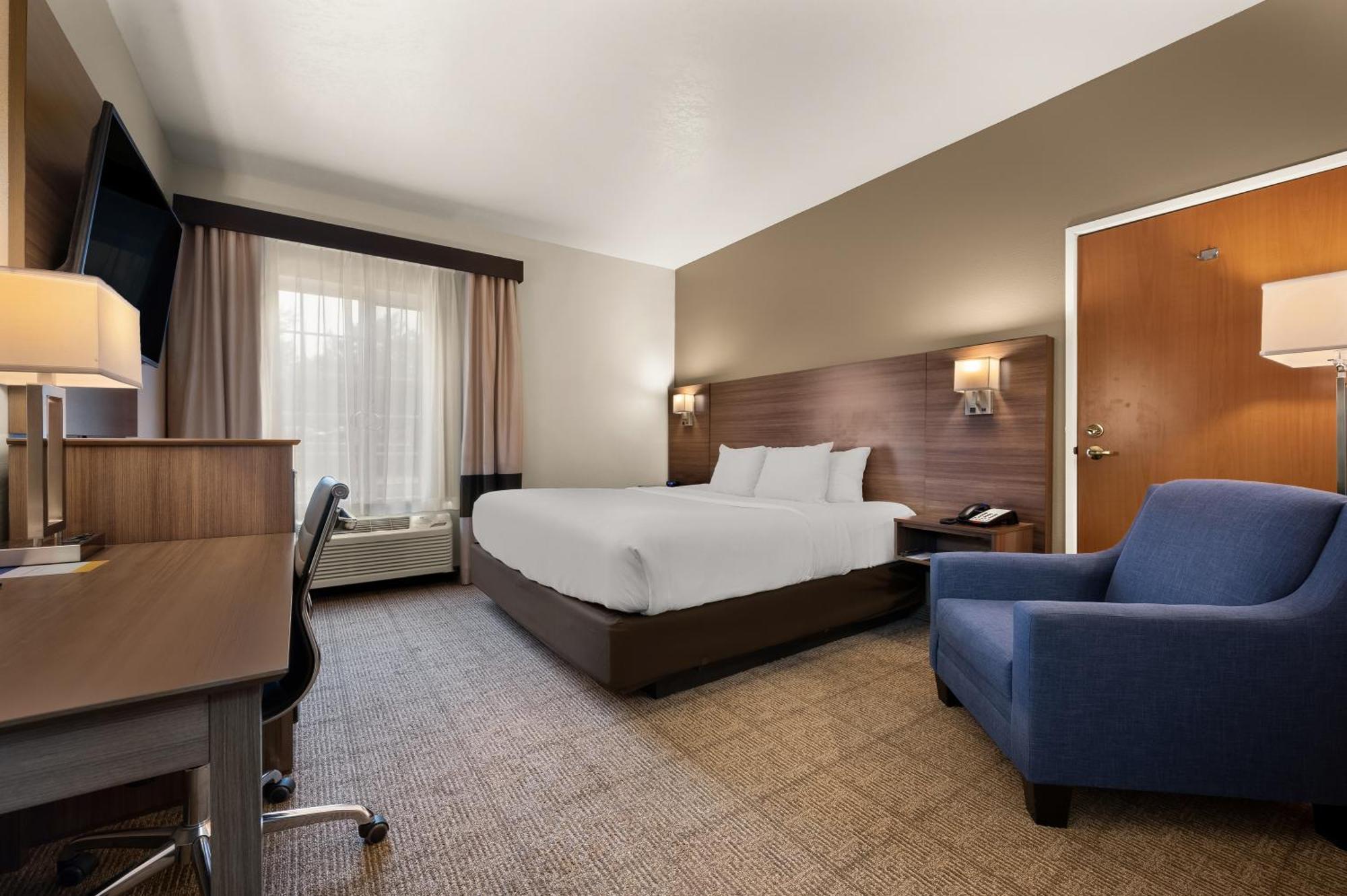 Comfort Inn & Suites Fenton Экстерьер фото