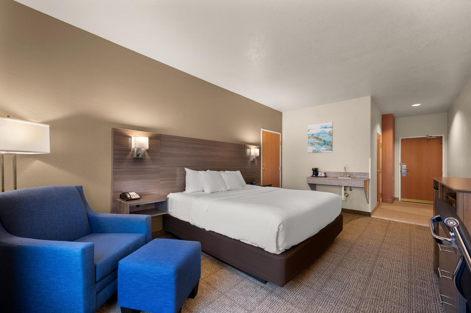 Comfort Inn & Suites Fenton Экстерьер фото
