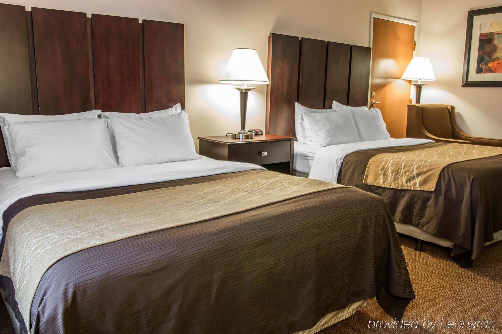 Comfort Inn & Suites Fenton Экстерьер фото