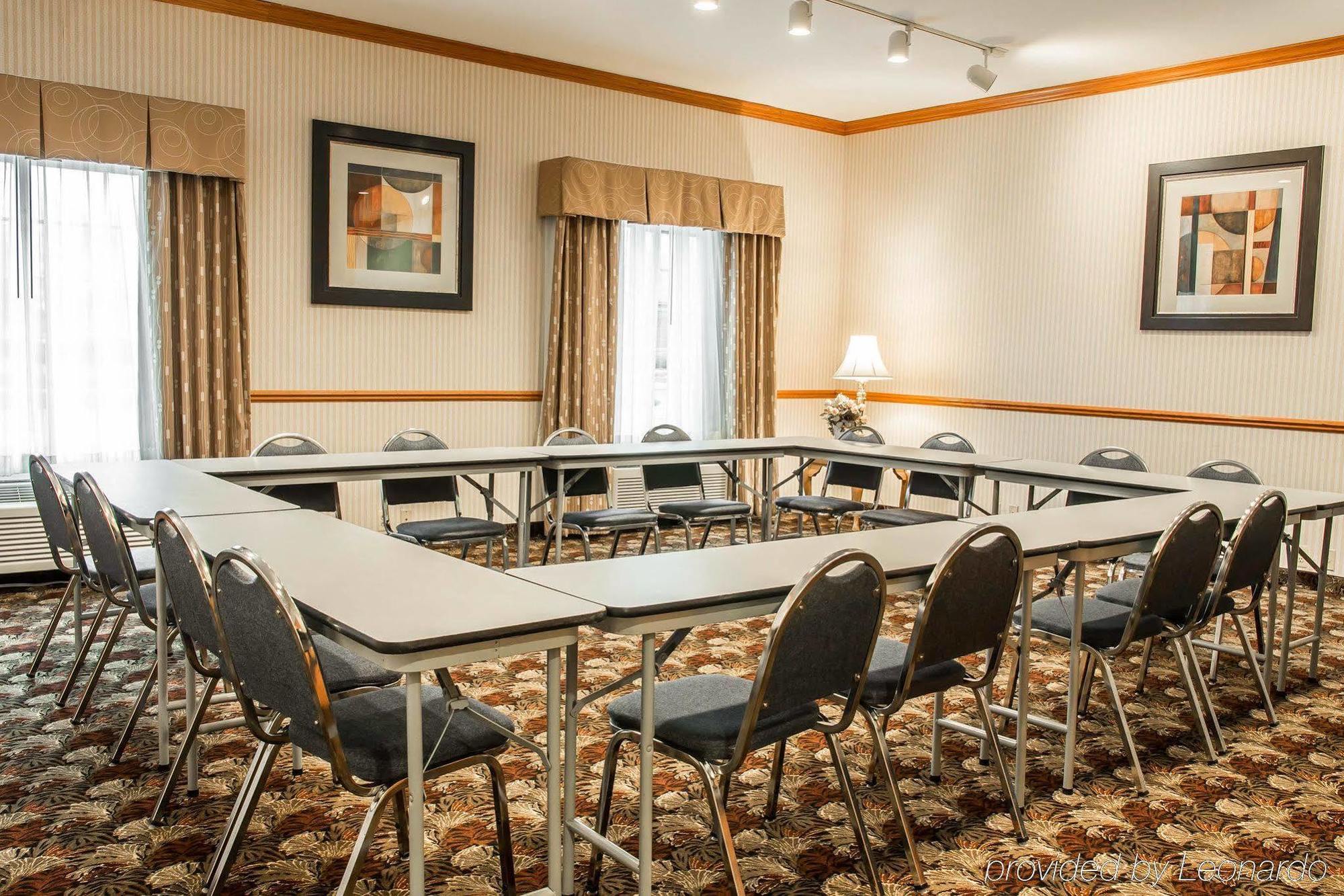 Comfort Inn & Suites Fenton Экстерьер фото